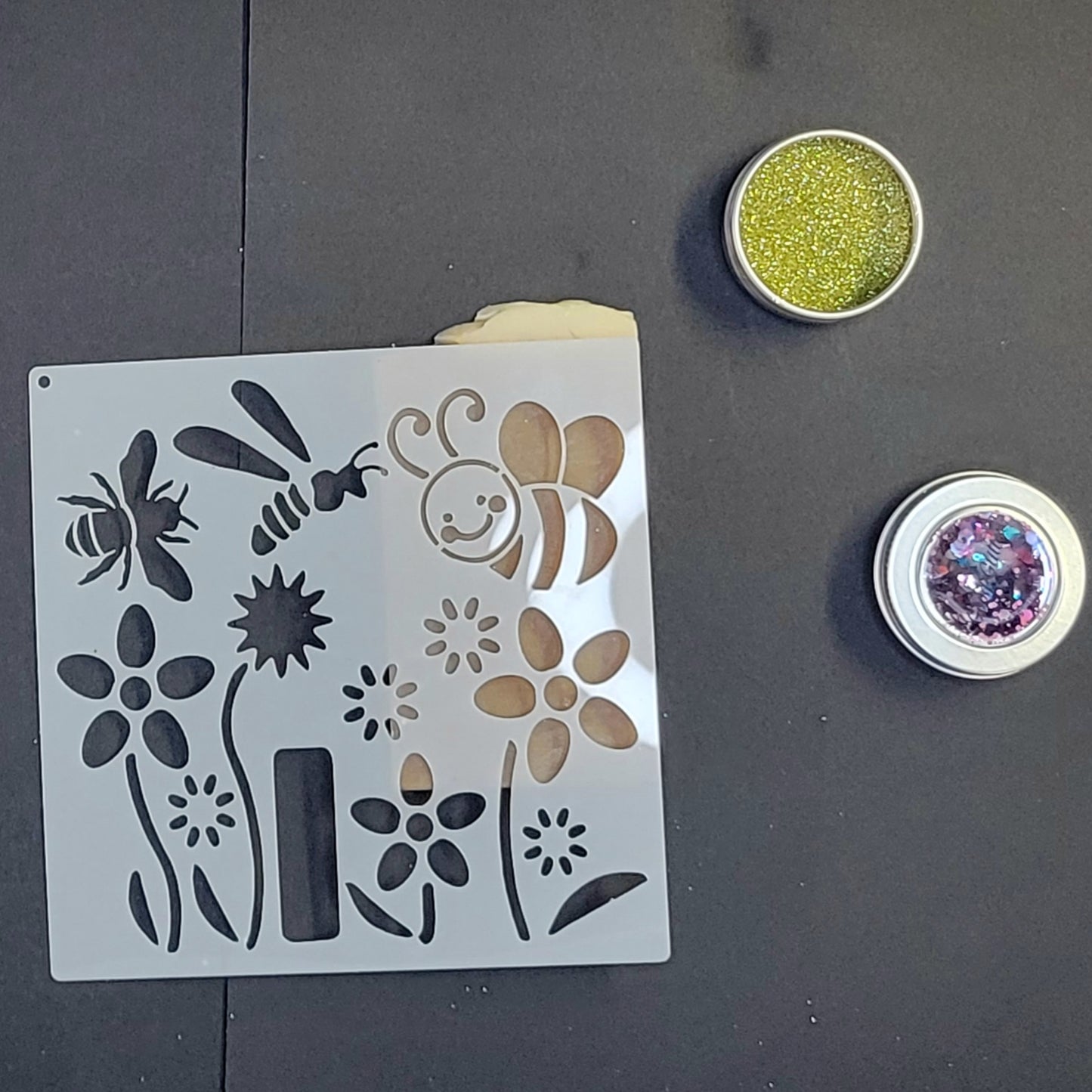 Bees & Flowers Stencil